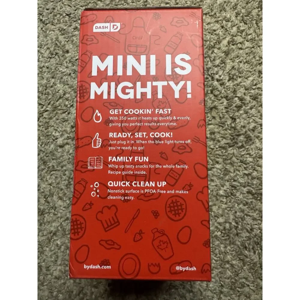 Dash Heart Mini Waffle Maker Red 4” Nonstick 350W New In Box Valentine’s